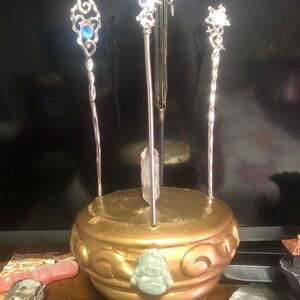 Handmade Gold Decorative Crystal Stand with Green Buddha Accent - Unbranded